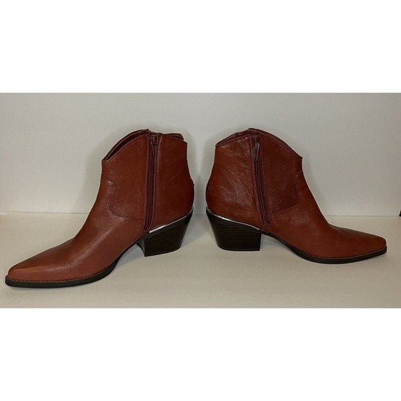 Guess WomenNalony Dark Red Western Booties 9.5 Medium Mid Block Heel Pre owned. - Picture 9 of 12